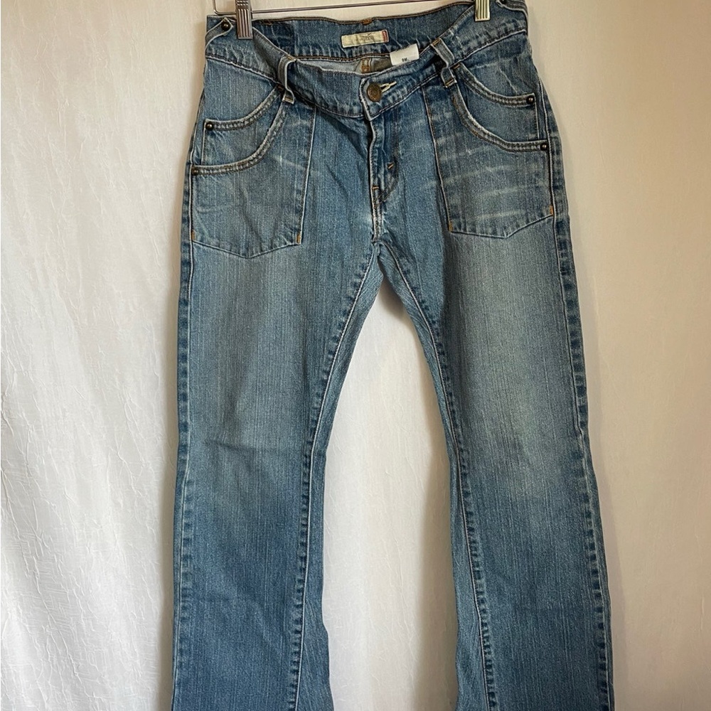 Women’s Vintage Levi’s Jeans size 9m